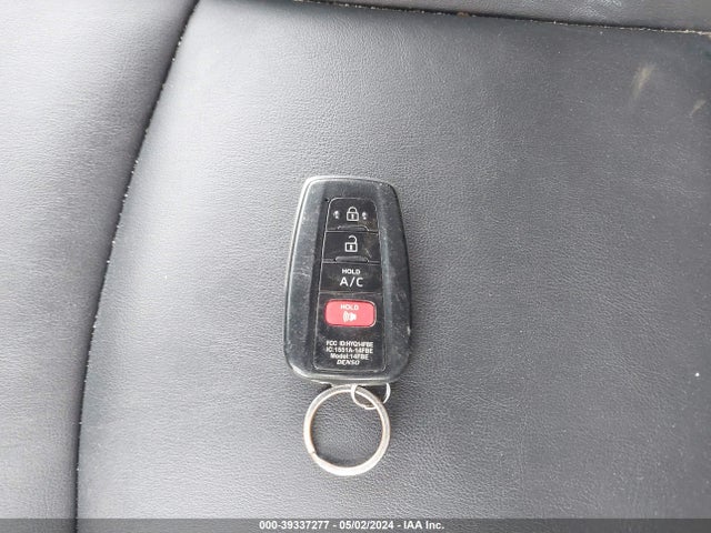 Toyota Prius Prime Premium 2019 JTDKARFP9K3117253 Image 11