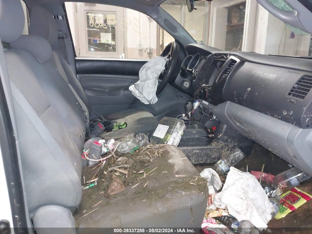 Toyota Tacoma 2014 5TFNX4CNXEX033361 Image 5