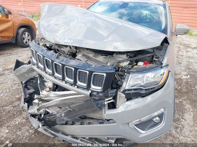 3C4NJDCBXLT104364 Jeep Compass Limited 4x4