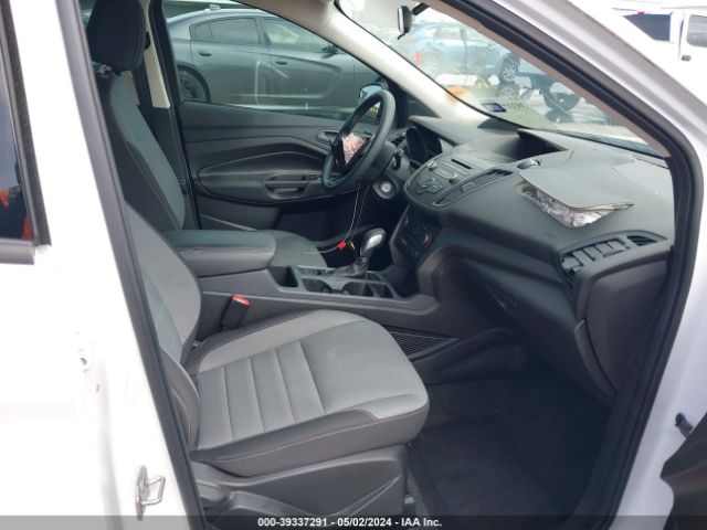 1FMCU0F75HUE36705 Ford ESCAPE S