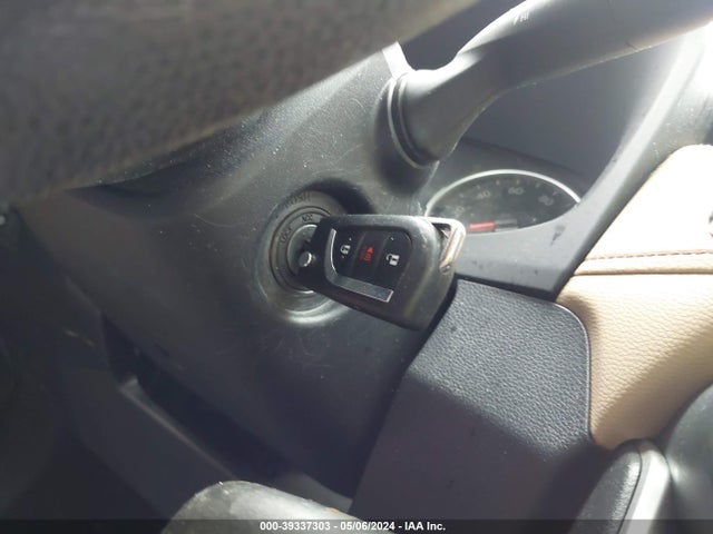 Toyota RAV4 LE 2019 JTMF1RFV5KD008721 Image 11