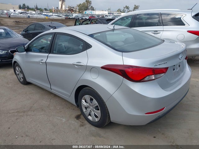Hyundai ELANTRA SE 2016 KMHDH4AE6GU512355 Image 3
