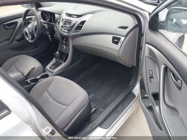 Hyundai ELANTRA SE 2016 KMHDH4AE6GU512355 Image 5