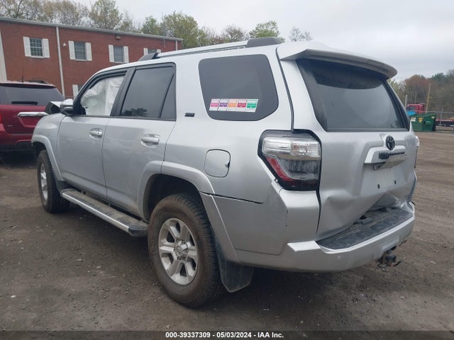 Toyota 4runner Sr5 Premium 2019 JTEBU5JRXK5637390 Image 3