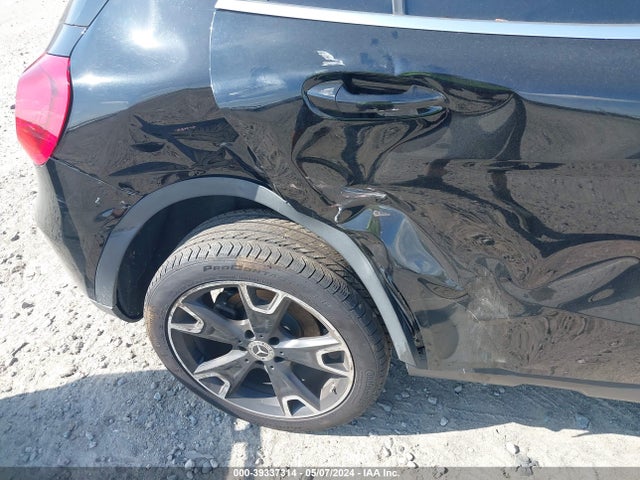 Mercedes-Benz GLA 250 2019 WDCTG4EB0KU015551 Image 17