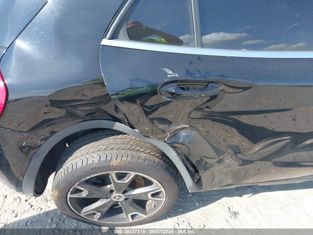 Mercedes-Benz GLA 250 2019 WDCTG4EB0KU015551 Image 18