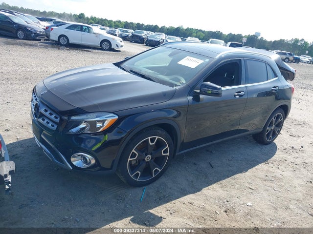 Mercedes-Benz GLA 250 2019 WDCTG4EB0KU015551 Image 2