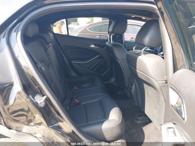Mercedes-Benz GLA 250 2019 WDCTG4EB0KU015551 Image 8