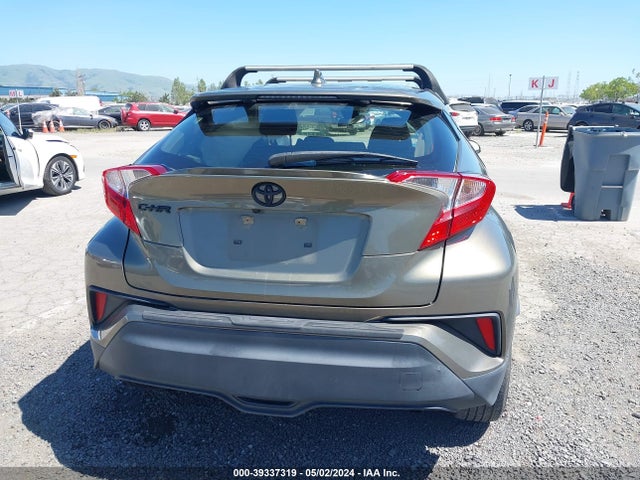 Toyota C-HR LE 2021 JTNKHMBX2M1095871 Image 16