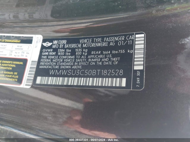 2011 MINI COOPER WMWSU3C50BT182528 Photo 8