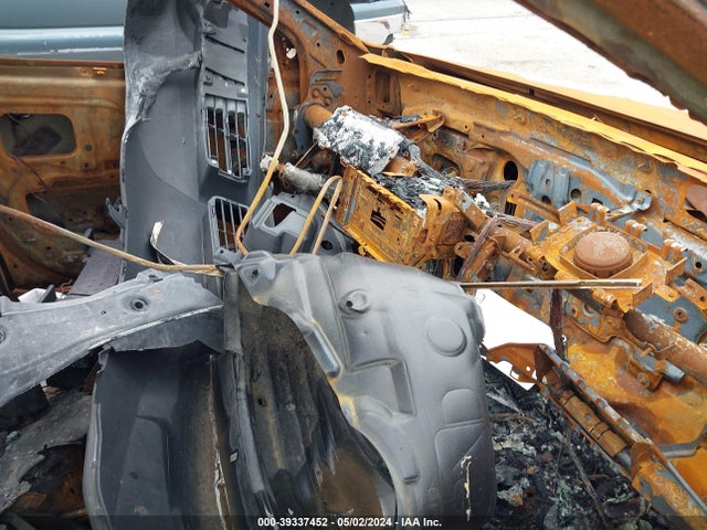 4T1BK1FKXEU026957 Toyota Camry Se V6