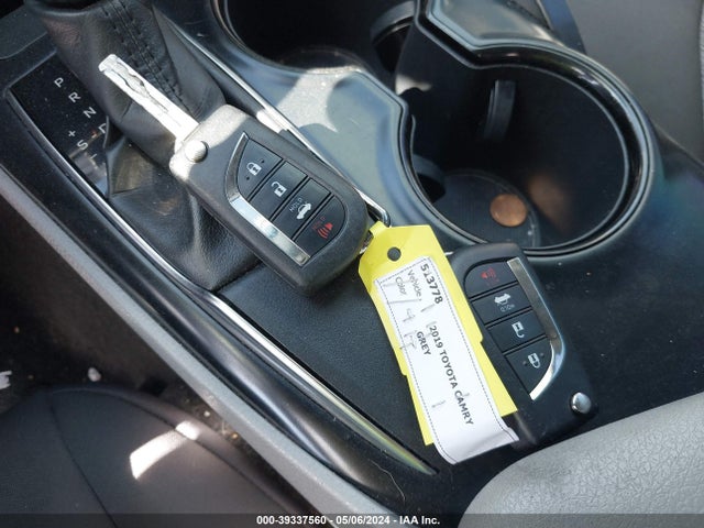 Toyota CAMRY LE 2019 4T1B11HK0KU730449 Image 11