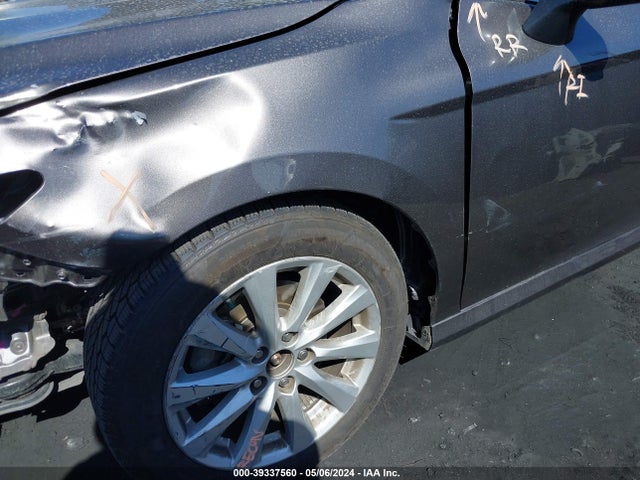 Toyota CAMRY LE 2019 4T1B11HK0KU730449 Image 19