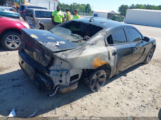 2C3CDXHG1FH856377 Dodge Charger Sxt