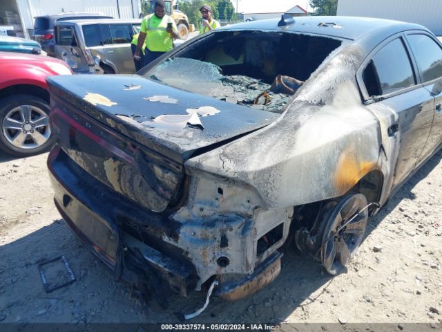 2C3CDXHG1FH856377 Dodge Charger Sxt