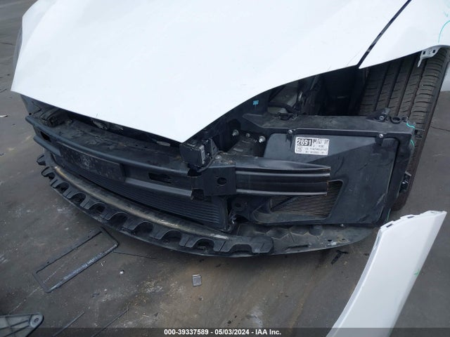 Tesla Model S 60/70/75/85 2016 5YJSA1E18GF160457 Image 6
