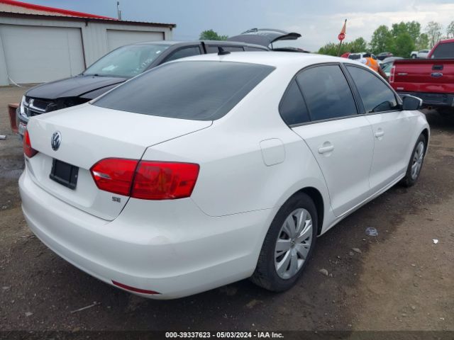 3VWD17AJ4EM368732 Volkswagen Jetta 1.8t Se