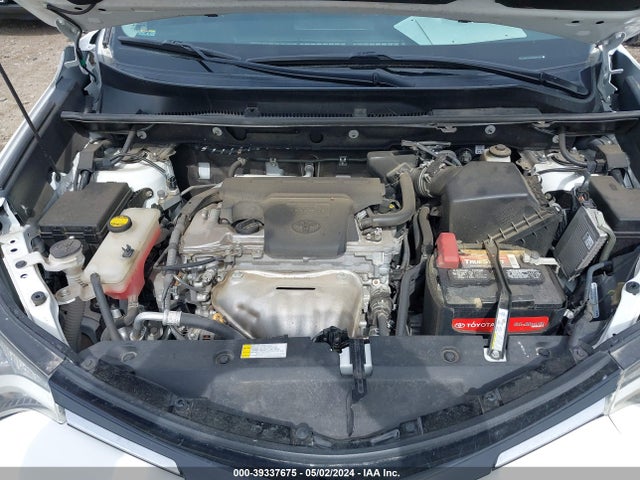 Toyota RAV4 LE 2017 2T3BFREV6HW661202 Image 10