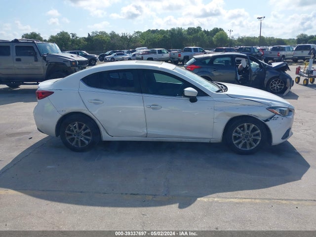 Mazda Mazda3 I Touring 2016 3MZBM1V77GM244399 Image 13