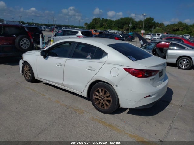 Mazda Mazda3 I Touring 2016 3MZBM1V77GM244399 Image 3