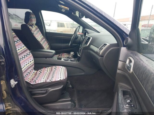 1C4RJFAG1JC322150 Jeep Grand Cherokee Laredo E 4x4