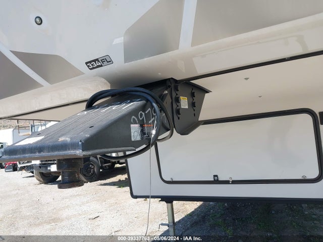 5ZT3CHYB5PA329787 Coachmen Other
