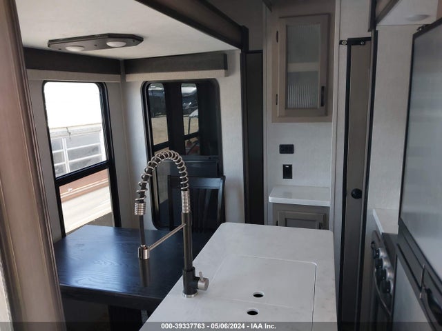 5ZT3CHYB5PA329787 Coachmen Other