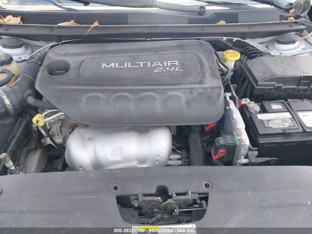 Chrysler 200 Limited 2016 1C3CCCAB5GN169602 Image 10