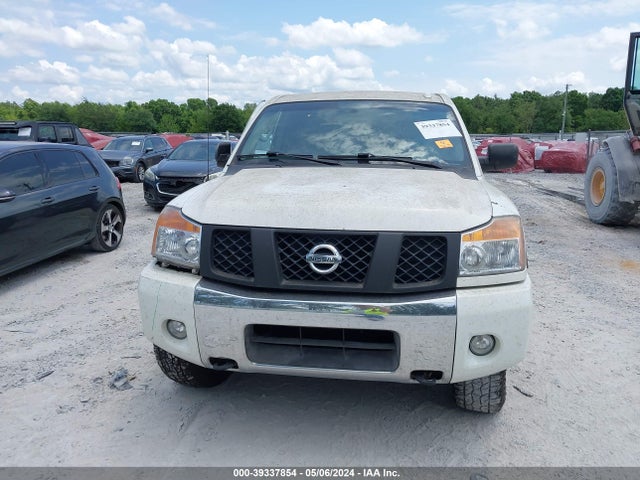 Nissan Titan Pro-4x 2015 1N6BA0EC8FN508704 Image 12
