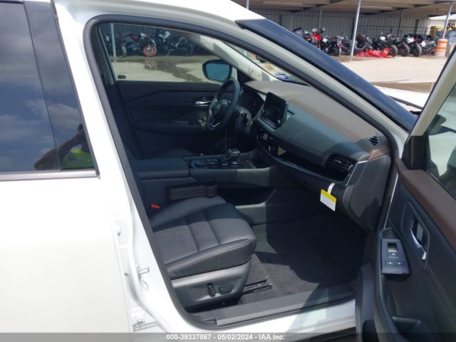 5N1BT3CB5PC933394 Nissan Rogue Sl Intelligent Awd