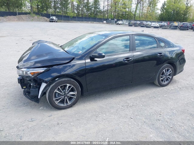 KIA Forte Lxs 2023 3KPF24AD3PE589365 Image 2