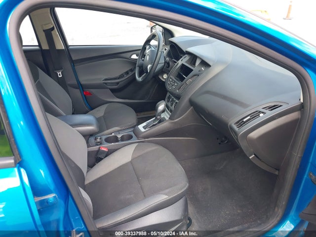Ford FOCUS SE 2014 1FADP3F29EL445632 Image 5