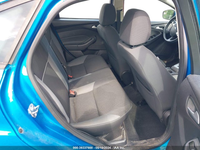 Ford FOCUS SE 2014 1FADP3F29EL445632 Image 8