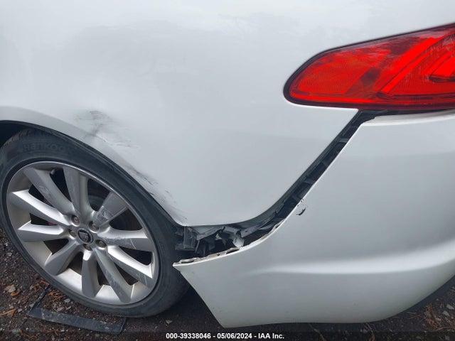 2012 JAGUAR XF SAJWA0FB8CLS29207 Photo 5