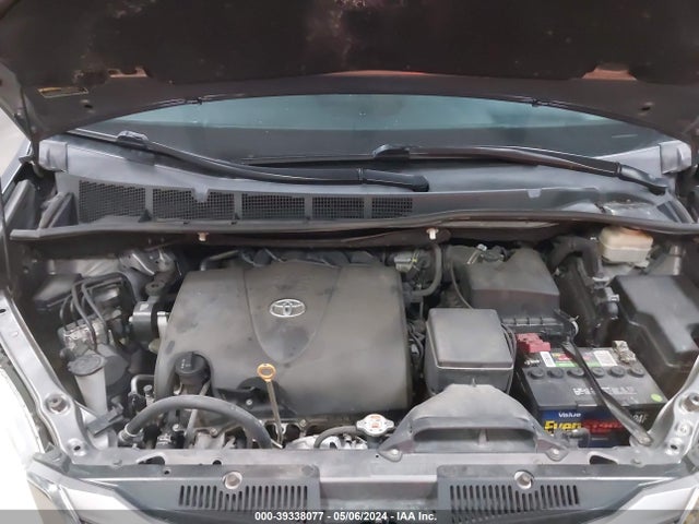 Toyota Sienna Xle 8 Passenger 2017 5TDYZ3DC2HS887494 Image 10