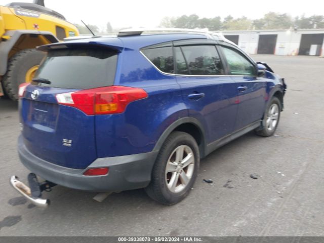 2T3RFREV7EW150091 Toyota Rav4 Xle