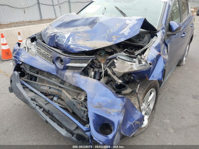 2T3RFREV7EW150091 Toyota Rav4 Xle
