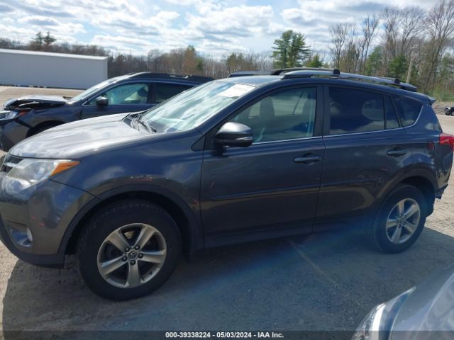 2T3RFREV4FW264664 Toyota Rav4 Xle
