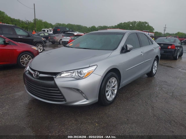 Toyota CAMRY LE 2016 4T4BF1FK1GR546820 Image 2