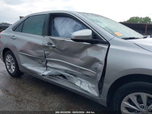 Toyota CAMRY LE 2016 4T4BF1FK1GR546820 Image 6