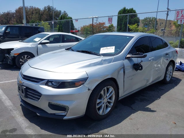 Chevrolet MALIBU LT 2018 1G1ZD5ST3JF147954 Image 2