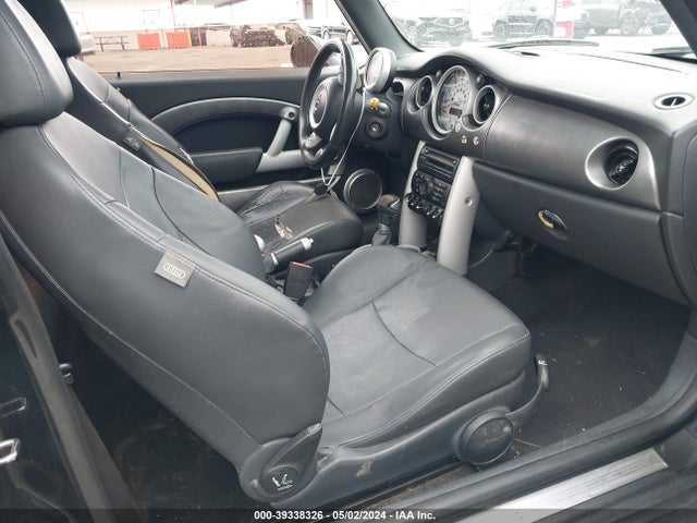 2006 MINI COOPER S WMWRE33586TJ37001 Photo 4