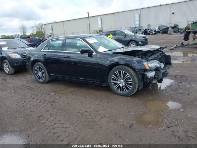 39338381 :رقم المزاد ، 2C3CCAGG9DH691130 vin ، 2013 Chrysler 300 S مزاد بيع