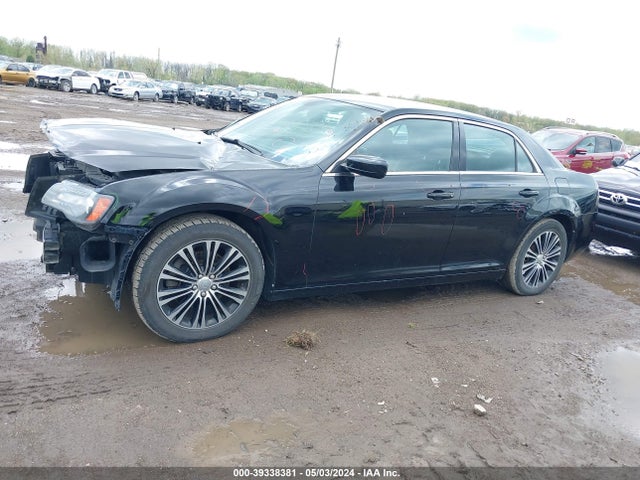 39338381 :رقم المزاد ، 2C3CCAGG9DH691130 vin ، 2013 Chrysler 300 S مزاد بيع