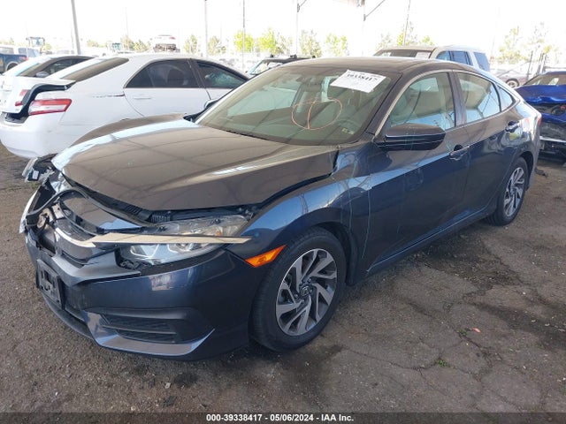 Honda CIVIC EX 2018 2HGFC2F70JH579295 Image 2