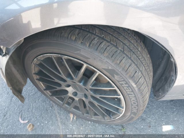 JTHBK1GG7F2170900 Lexus ES 350
