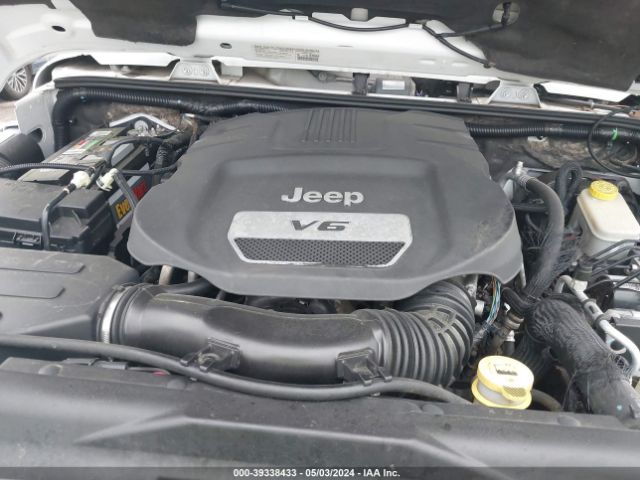 1C4AJWBG7EL195731 Jeep Wrangler Sahara