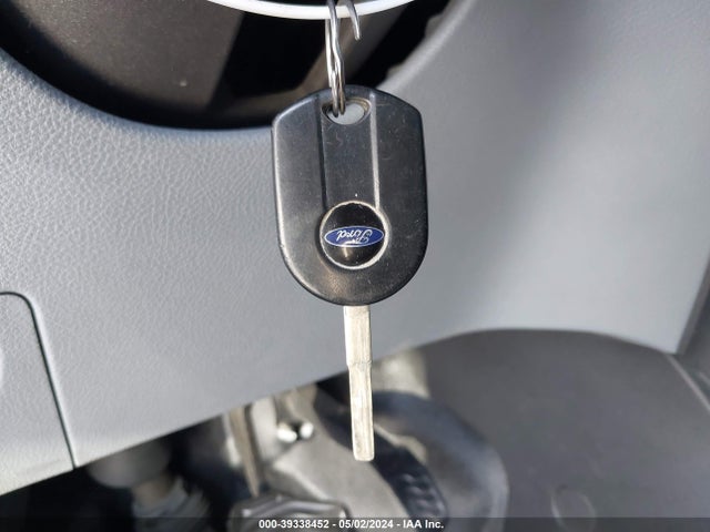 Ford Transit-150 2015 1FTNE1YM9FKB33602 Image 11