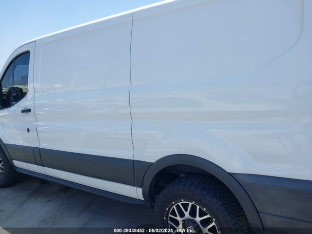 Ford Transit-150 2015 1FTNE1YM9FKB33602 Image 14