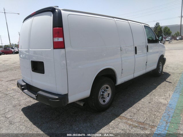 Chevrolet Express Cargo Rwd 2500 Regular Wheelbase Wt 2021 1GCWGAFP0M1301318 Image 4